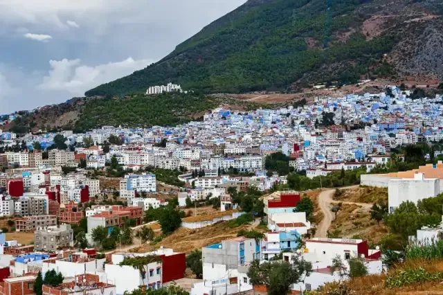 Morocco tour route from Casablanca through Chefchaouen, Fes, Merzouga desert, and Marrakech